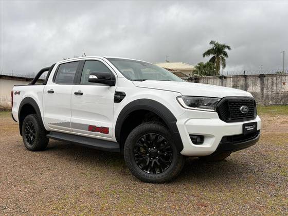 FORD RANGER 3.2 FX4 4X4 CD 20V DIESEL 4P AUTOMÁTICO